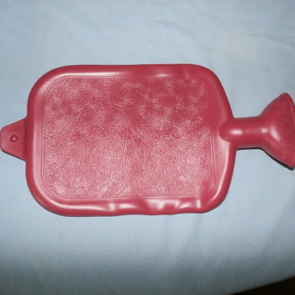 VINTAGE  Red  Rubber Hot Water Bottle By Faultless  Mint Condition - Picture 4 of 12